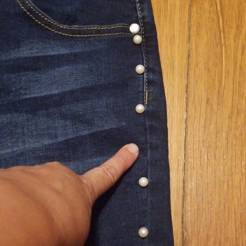 Between Us Jeans - image 5